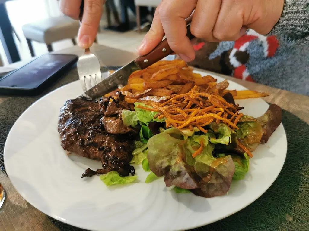 Relais d'Oulrich_Céret_slider_image_3