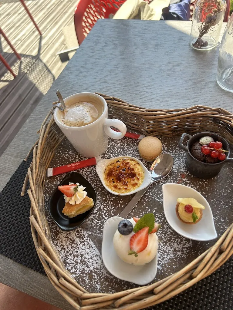 Charlotte Leese_Le Cromagnon Méribel_Méribel_recensione