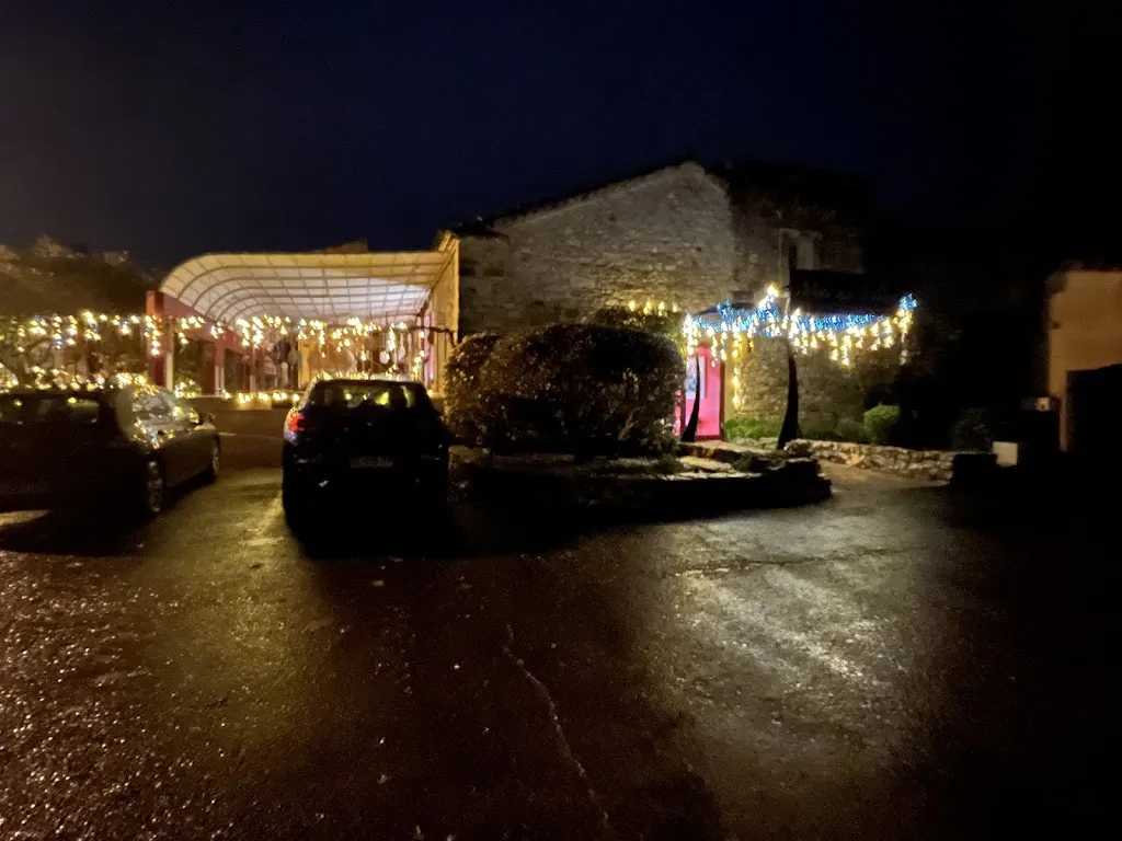 Leslie LE CLAINCHE_Mas des Filles_Crès_review