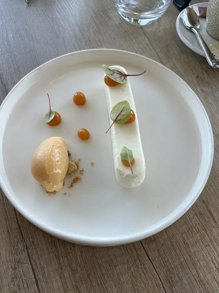 Rachel Mdlm _Restaurant Lou Brigandas_Saint-Dionisy_review