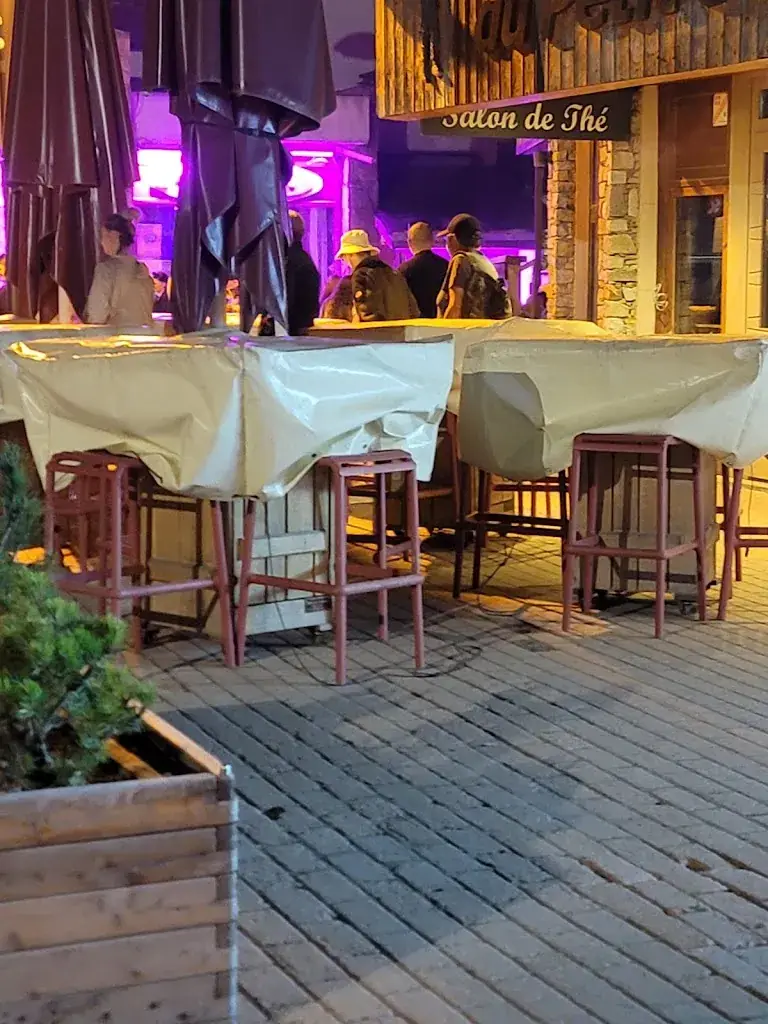 N S_Brasserie du Petit Savoyard_Tignes_review