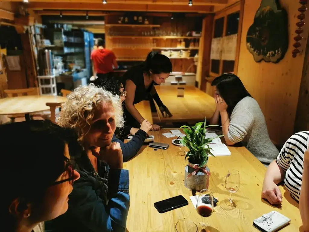 Gilbert Van Maele_Buvette Crau Rappo Ouvert de Juin à fin septembre 7/7_Mouret_review