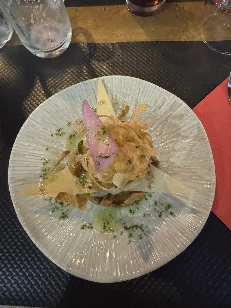 Quentin Bonfill_Bar Tabac De L'Union_Claira_review