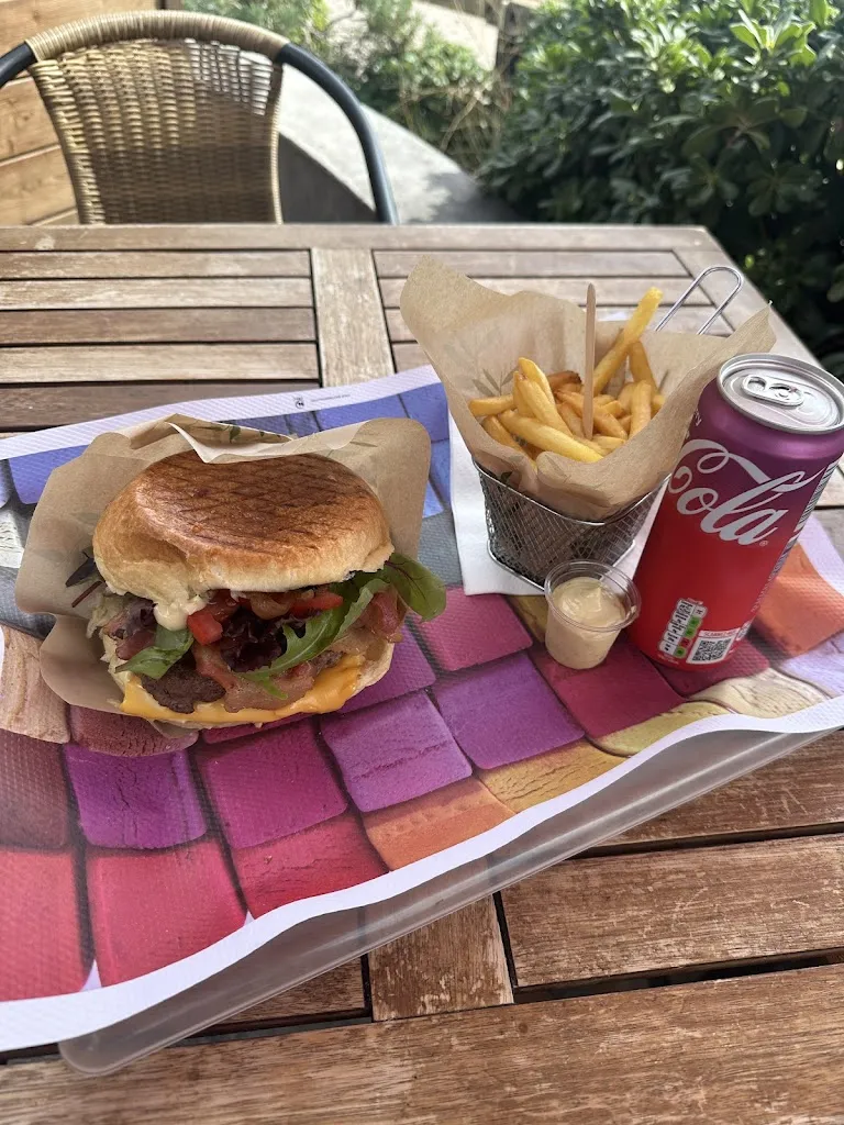 Plaisirs Gourmands_Claira_slider_image_2