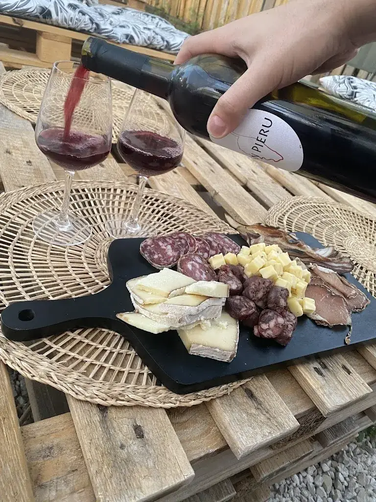 D. M._La Guinguette Saint Gilloise_Saint-Gély-du-Fesc_review