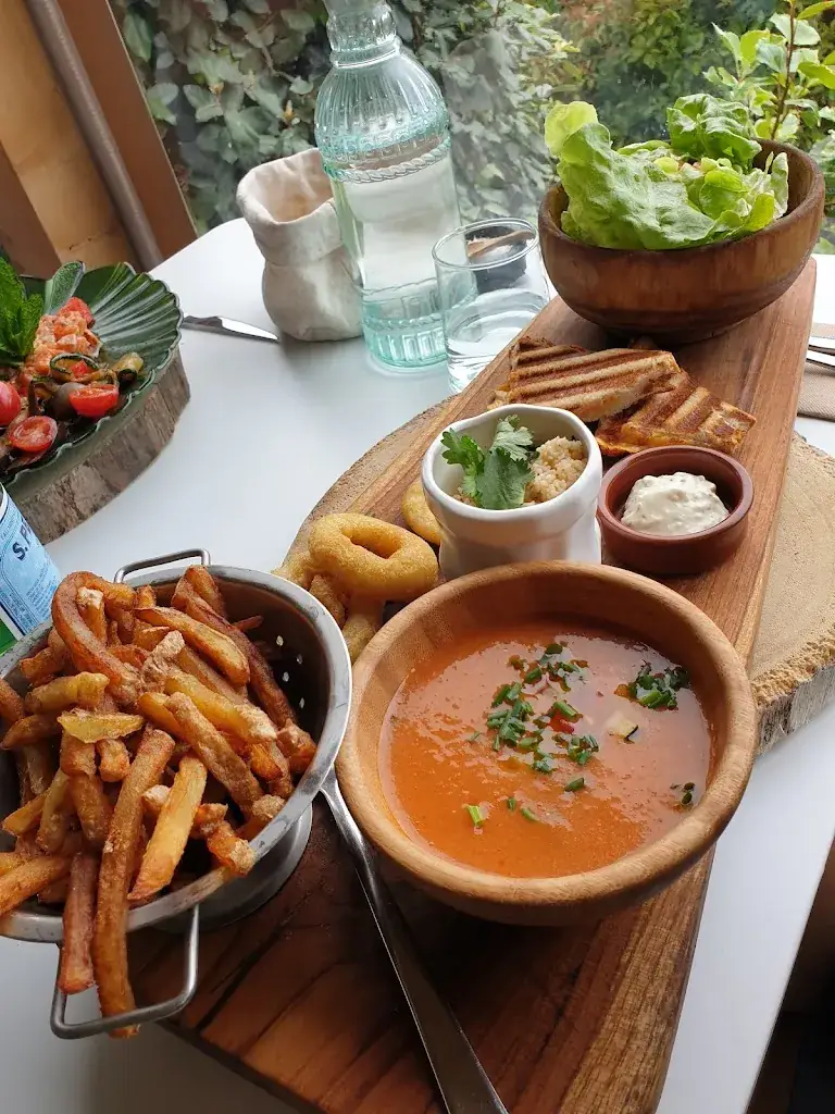 Chatz Ly_DIVINO_Saint-Gély-du-Fesc_review