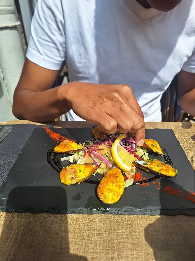 Analyn Romero_Le Trémail_Collioure_review