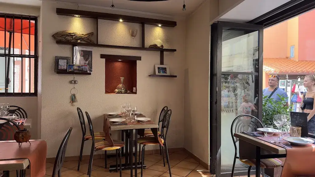 Dmitry N_El Capillo_Collioure_review