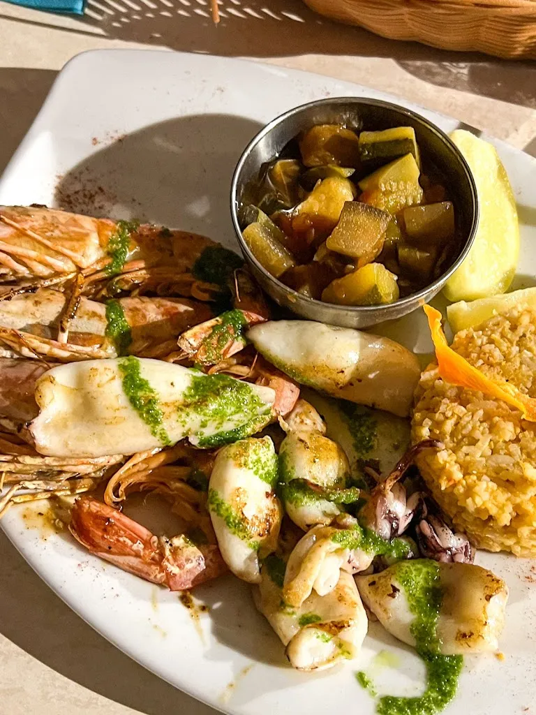 Sujed Soradaj_La Plage aux Mouettes_Collioure_review