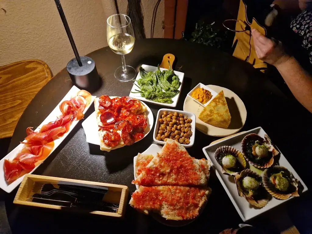 Bryan Morris_La Treille Tapas_Collioure_review