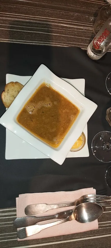 Menu_L'Escale Bleue - Restaurant de poissons frais local_Collioure_image_5