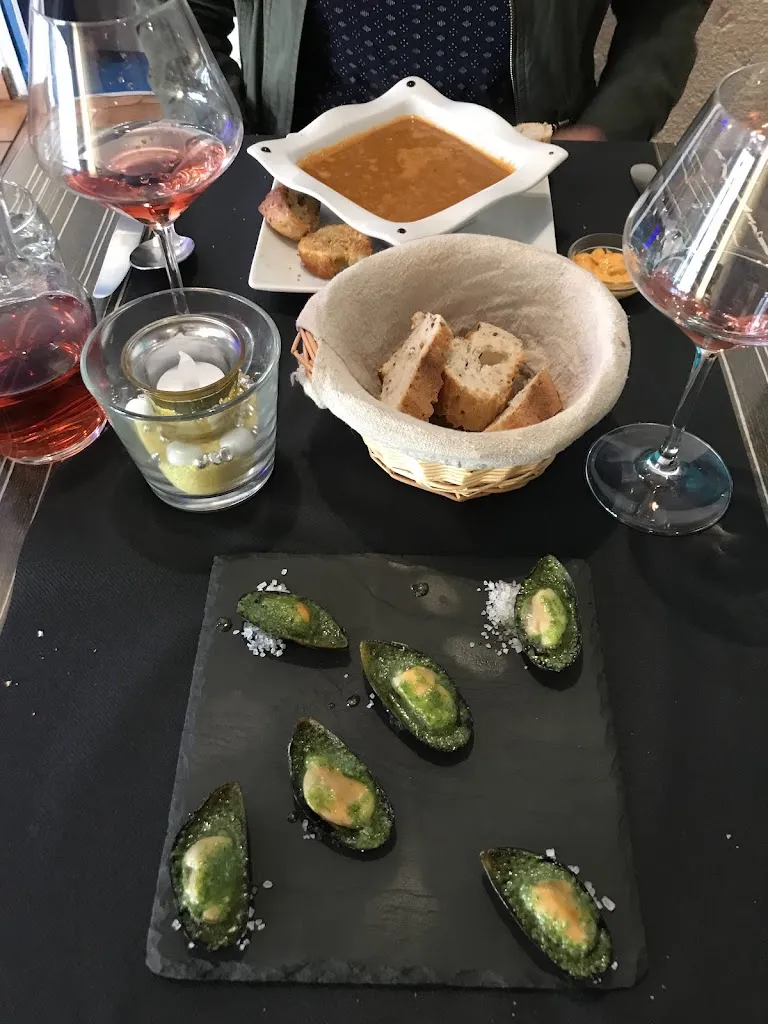 S Mullikin_L'Escale Bleue - Restaurant de poissons frais local_Collioure_review