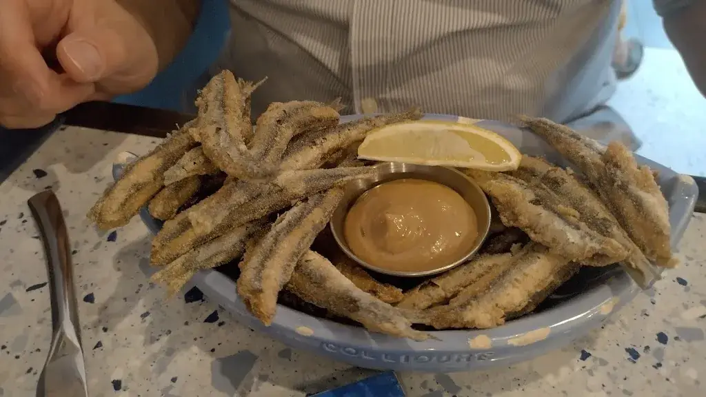 Marko K_Bar à Anchois - Anchois Desclaux_Collioure_review