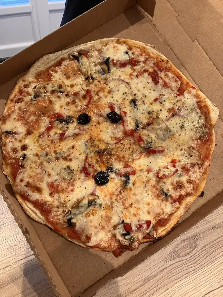 Menu_TEA-MO PIZZA_Connaux_image_9