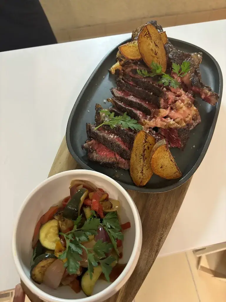 Brasserie 1000 Colonnes_Condom_slider_image_3