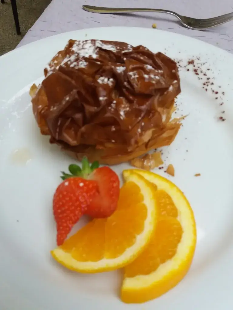 Les Jardins De La Baïse_Condom_slider_image_2