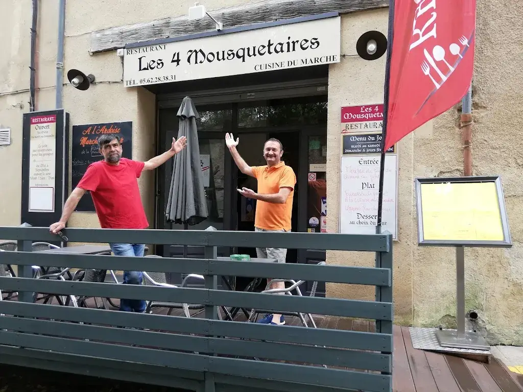 Igor Rusu_Les Quatre Mousquetaires_Condom_review