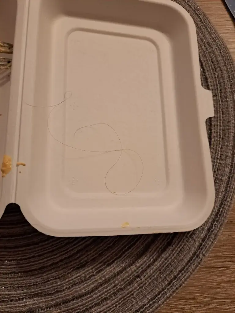 yohann peyronnet_Follia della pizza_Corneilla-del-Vercol_review