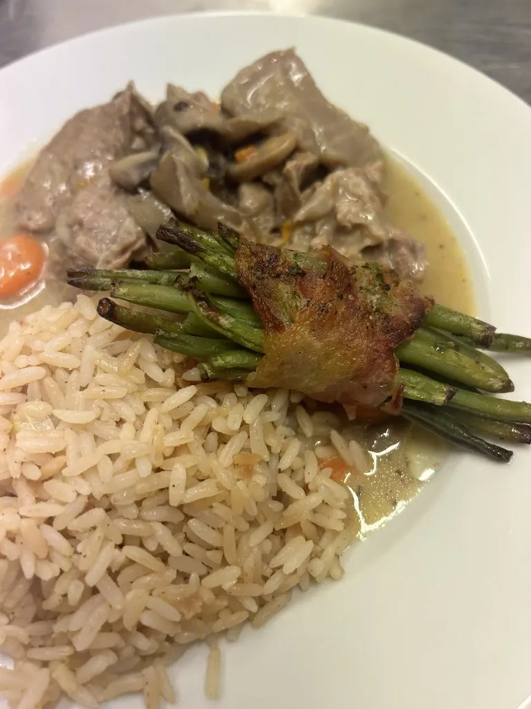 Restaurant le C-D-S corneilla_Corneilla-la-Rivière_slider_image_2