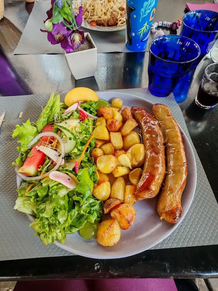 Table D'Yvonne_Cordes-sur-Ciel_slider_image_3