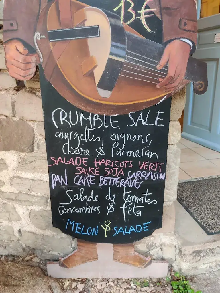 Haythim Aouf_Sur les pavés_Cordes-sur-Ciel_review