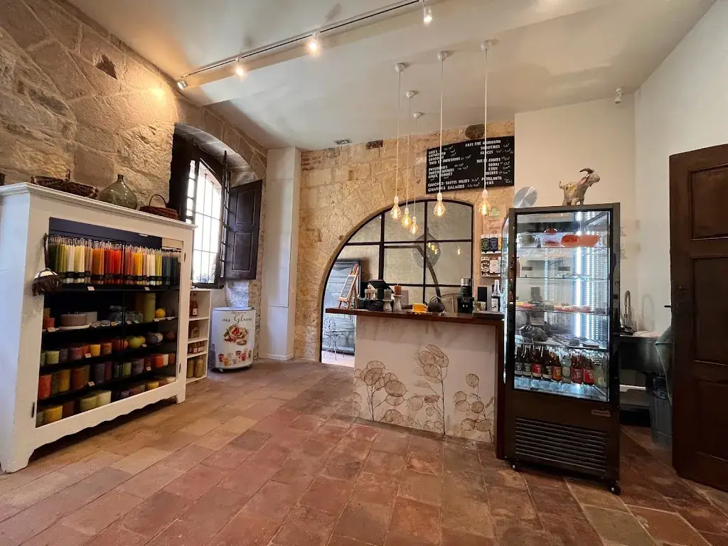 Les Enfants de Germaine_Cordes-sur-Ciel_slider_image_1