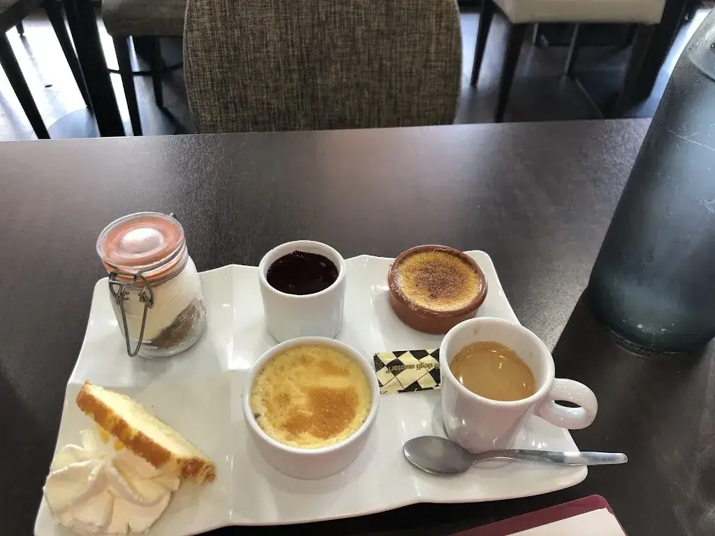 정지현_The Sadourny Café_Colomiers_review
