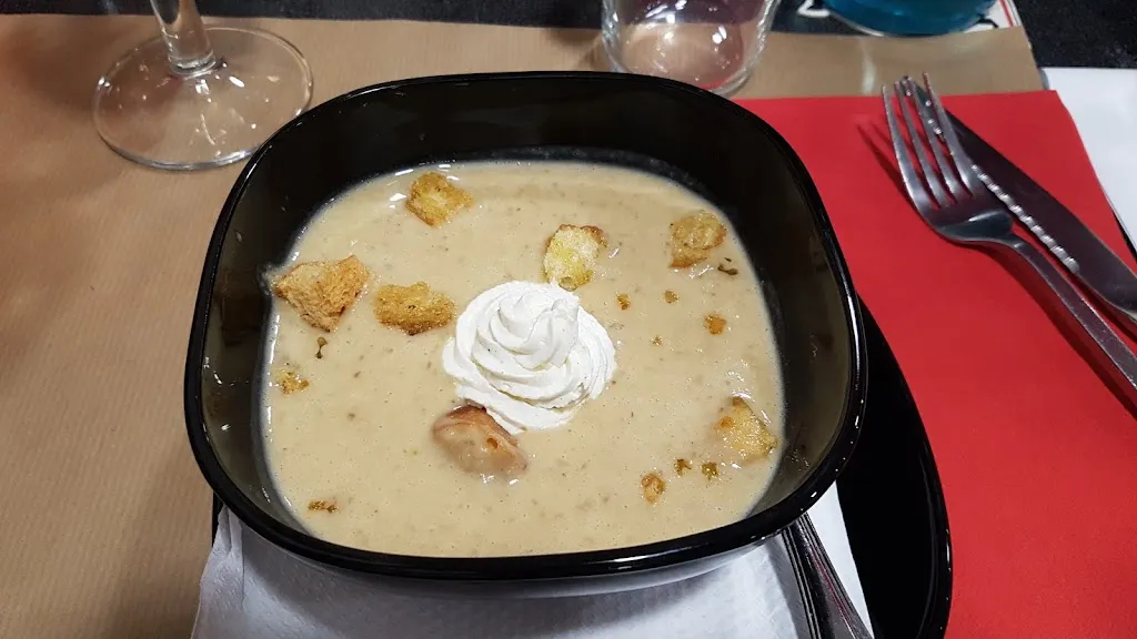 Marie-ange Tavakelian_The Parisian_Colomiers_review