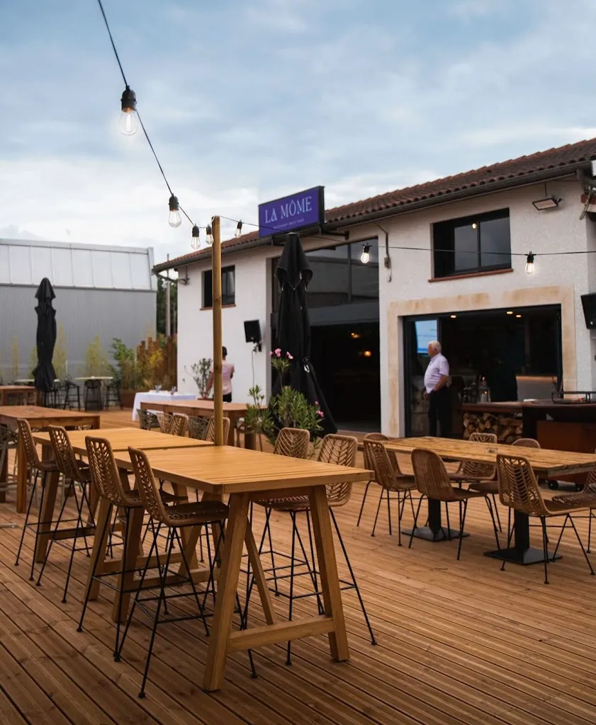 La Ville En Rose Colomiers restaurant in Colomiers