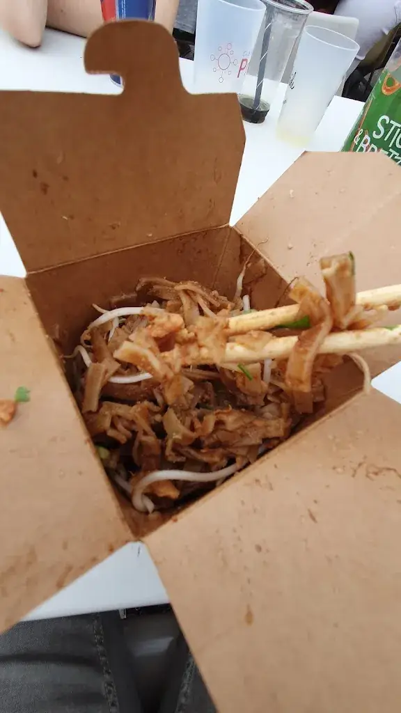 Seif Rhd_Ô Tuk Tuk_Colomiers_review