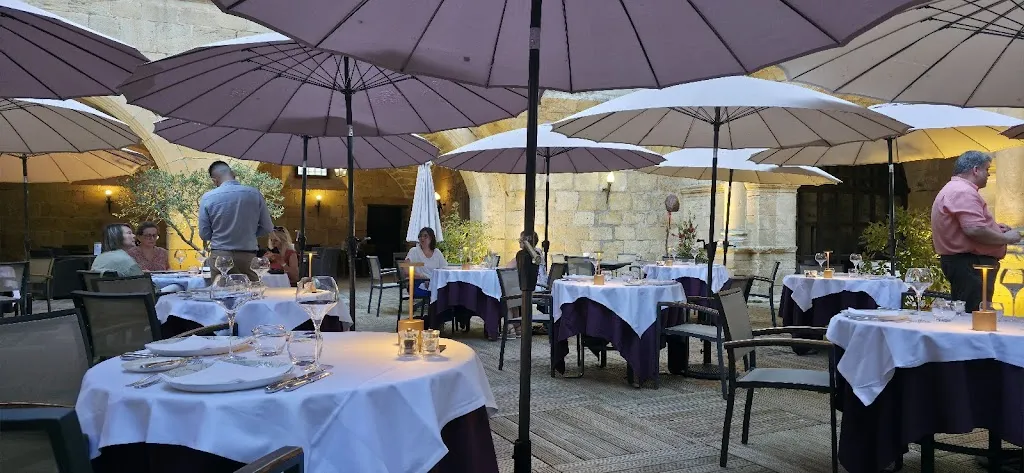 Thomas Ritzi_Château des Ducs de Joyeuse_Couiza_recensione