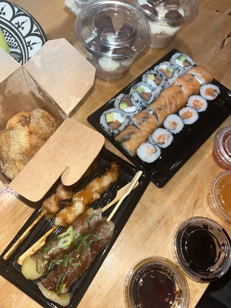 Pauline pauilhe_Sucrine et Tamarin | Restaurant Asiatique en Livraison et à Emporter_Cournonterral_review