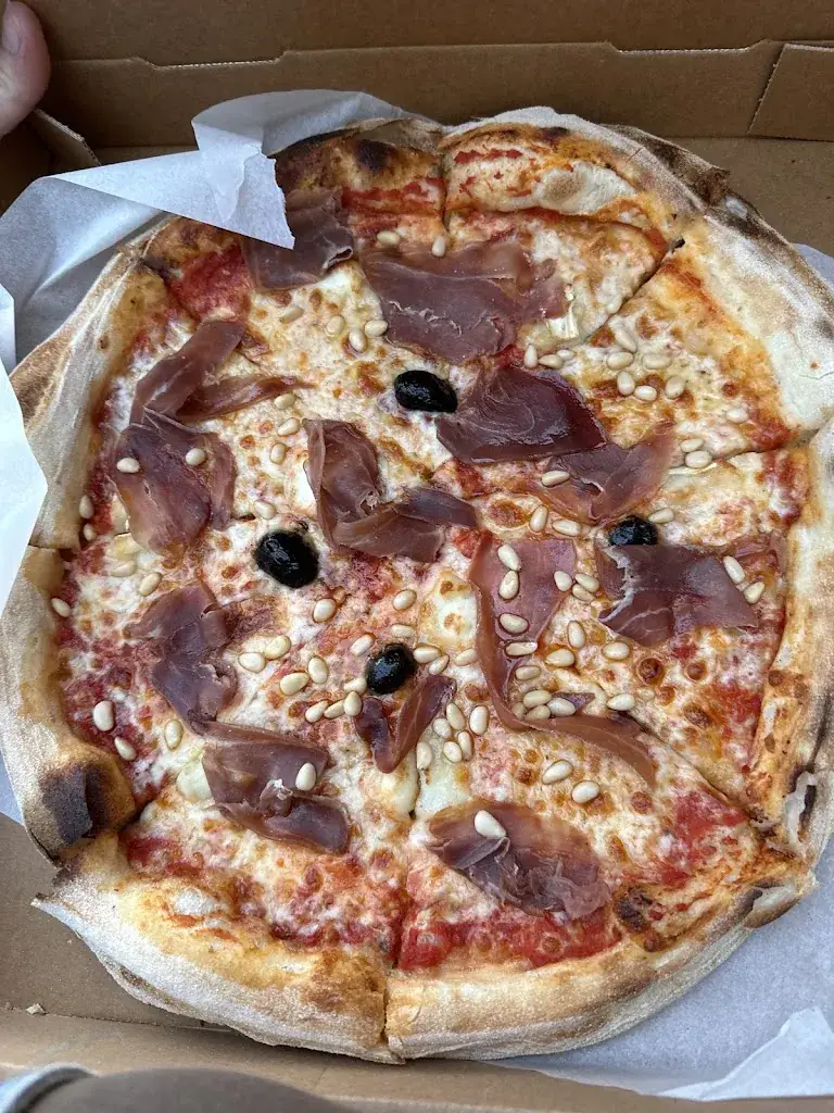 Marine Chekal_Malta bene_Cournonterral_review