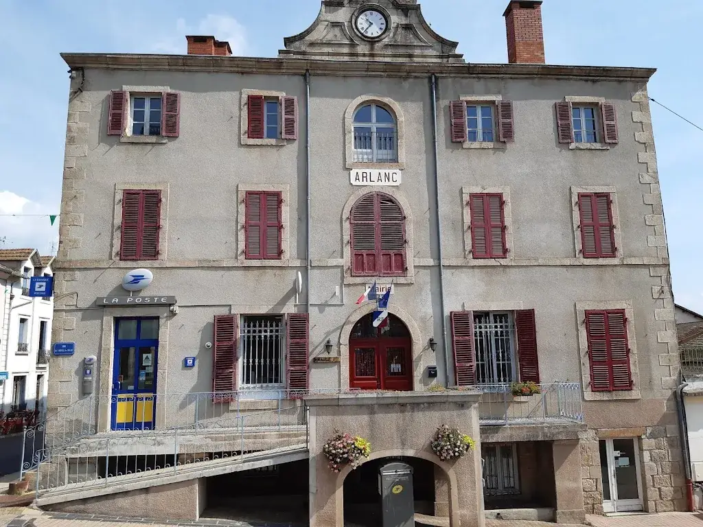 Bar tabac de la Mairie, CBD, vape, accesoires fumeurs_Arlanc_slider_image_2