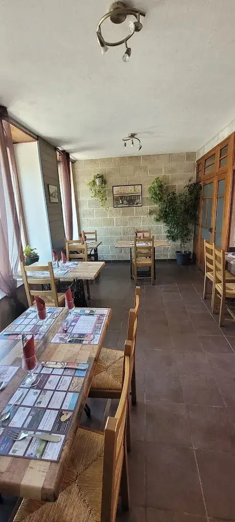 Le Kangourou restaurant à Lurcy-Lévis