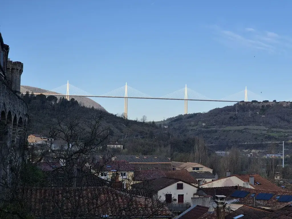 Jim McGhee_Château de Creissels_Creissels_review