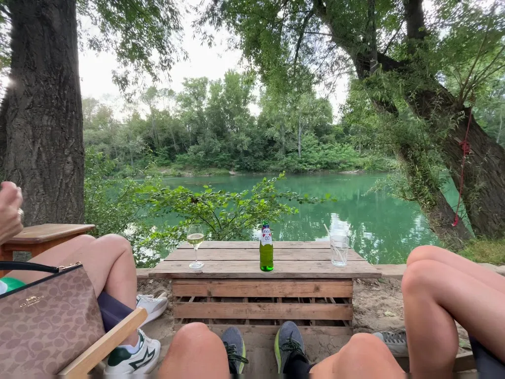 Gabriel Barrios_Canoë Cafe _Creissels_review