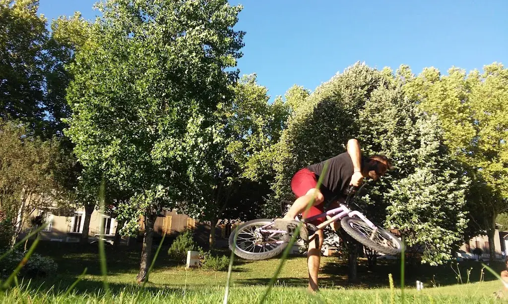 Gomez Corinne_Cransac_slider_image_1