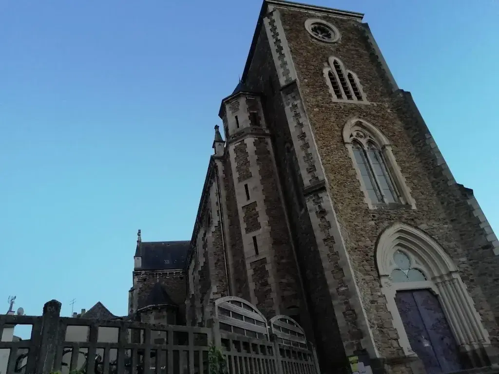 Gomez Corinne_Cransac_slider_image_2