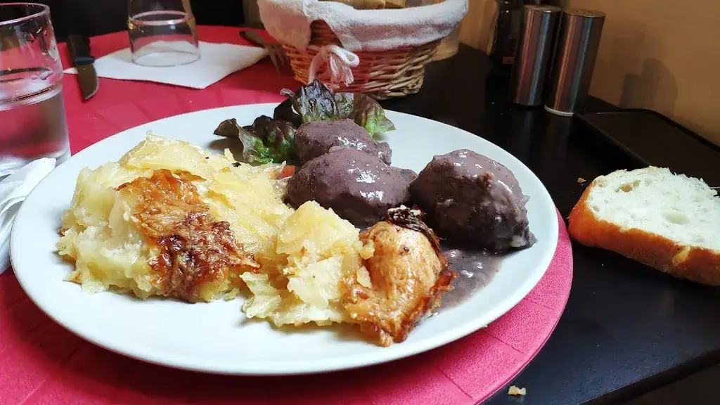 Café de l'Univers_Lurcy-Lévis_slider_image_3