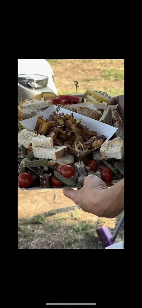 Lucie Mateu_La Cahute Coursan_Coursan_review