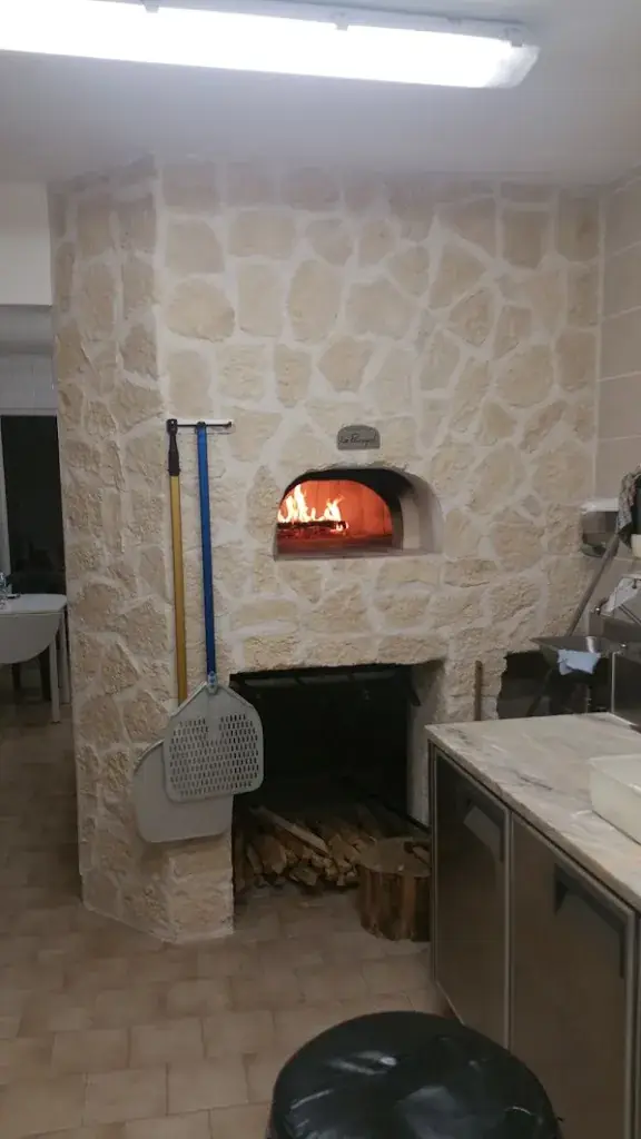 Pizza Manu_Coursan_slider_image_3