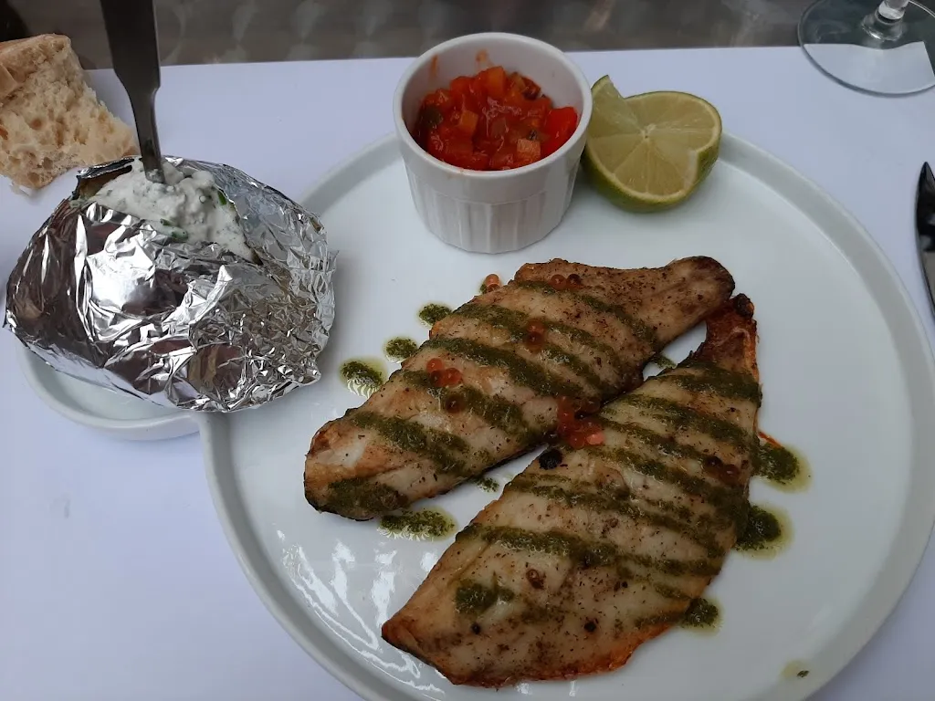 La Petite Cour_Narbonne_slider_image_3