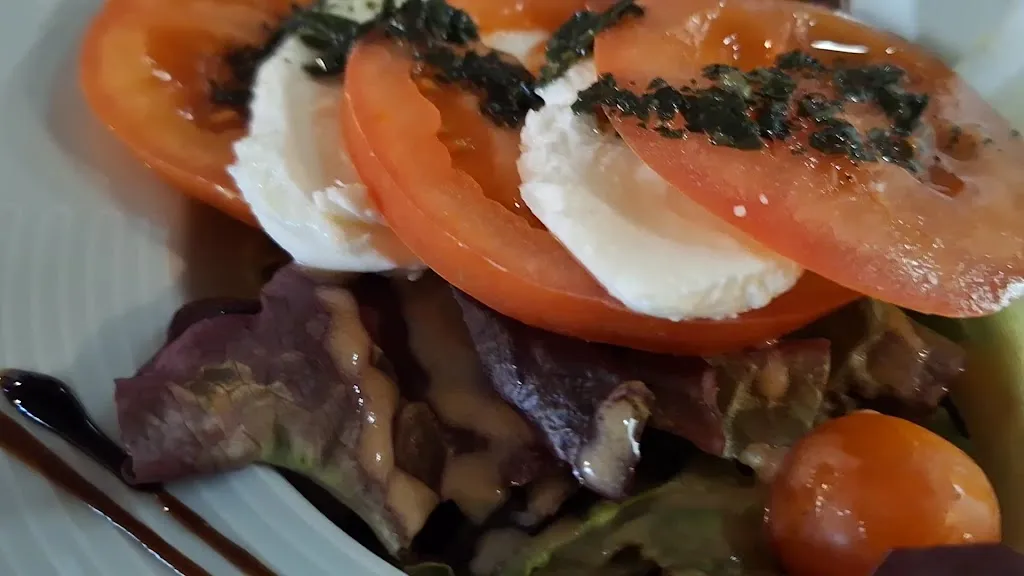 Le Quai_Narbonne_slider_image_2