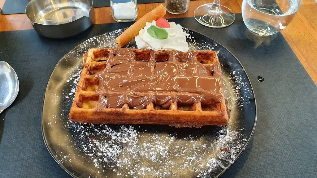 Le Quai_Narbonne_slider_image_3