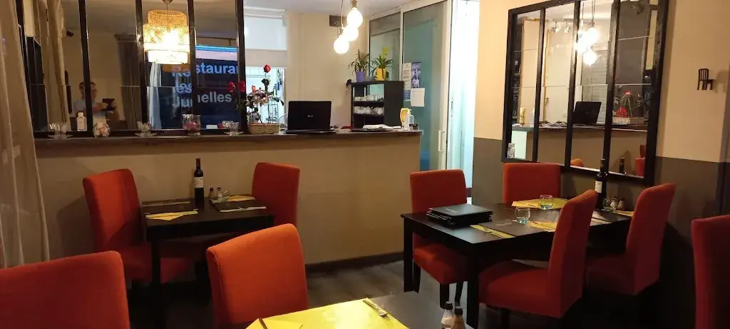 Les Jumelles ristorante a Coursan