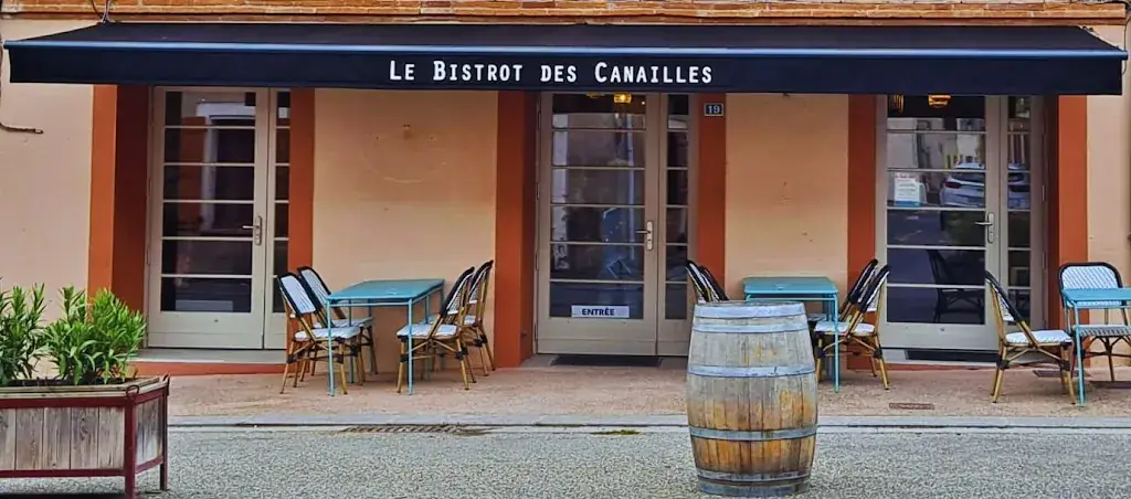 Le Bistrot des canailles Restaurant in Daux