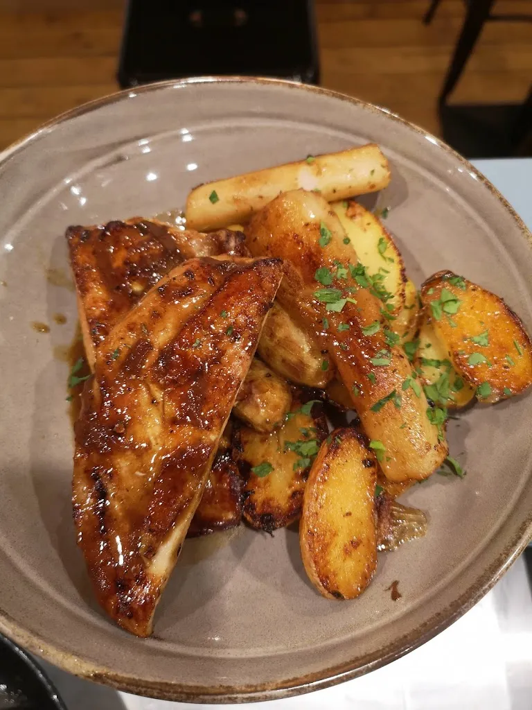 Restaurant le petit comptoir_73210_slider_image_3