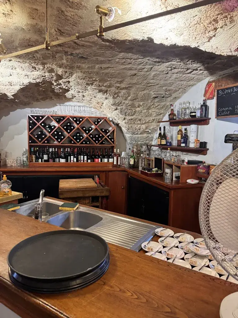 Al Dr_Au Jeu de Paume_Millau_review