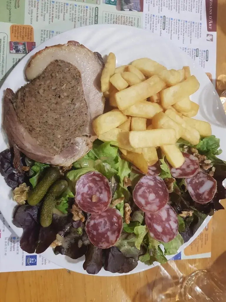 Martin Pac-mag_Auberge du Peyral_Conques-en-Rouergue_review